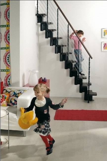 Модульная лестница Kya Прямая Черный, Темный