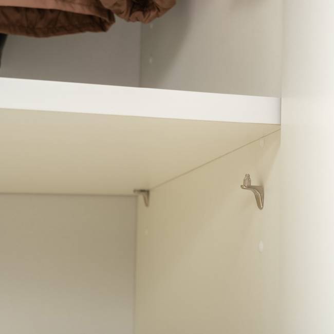 Шкаф для одежды Октава 13.338 цвет белый шагрень/дуб крафт золотой