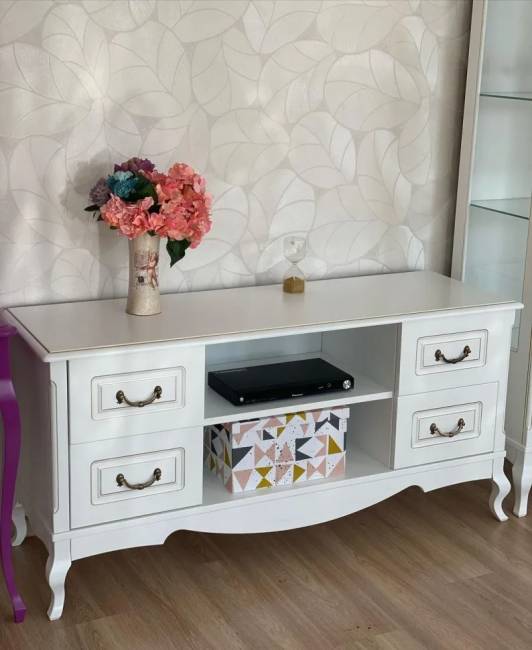 ТВ-бокс XL Малонн Ави Белый