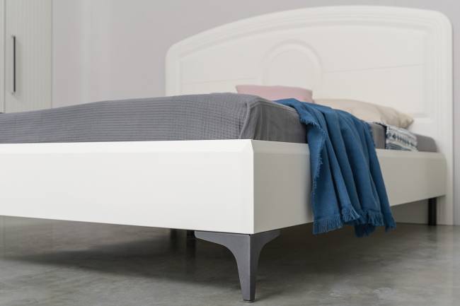 Комплект мебели в спальню Валенсия № 11 цвет белый шагрень/чёрный