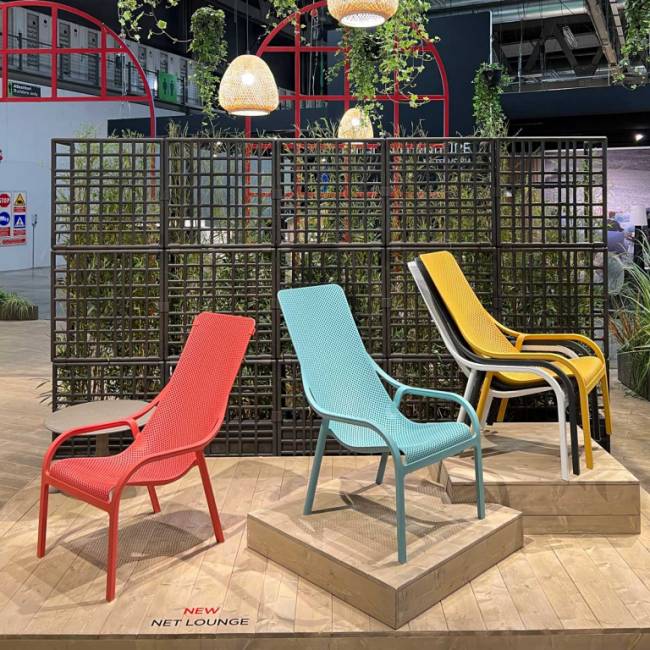 Лаунж-кресло пластиковое Net Lounge белый 615х900х990 мм Лаунж-кресло пластиковое Net Lounge белый 615х900х990 мм