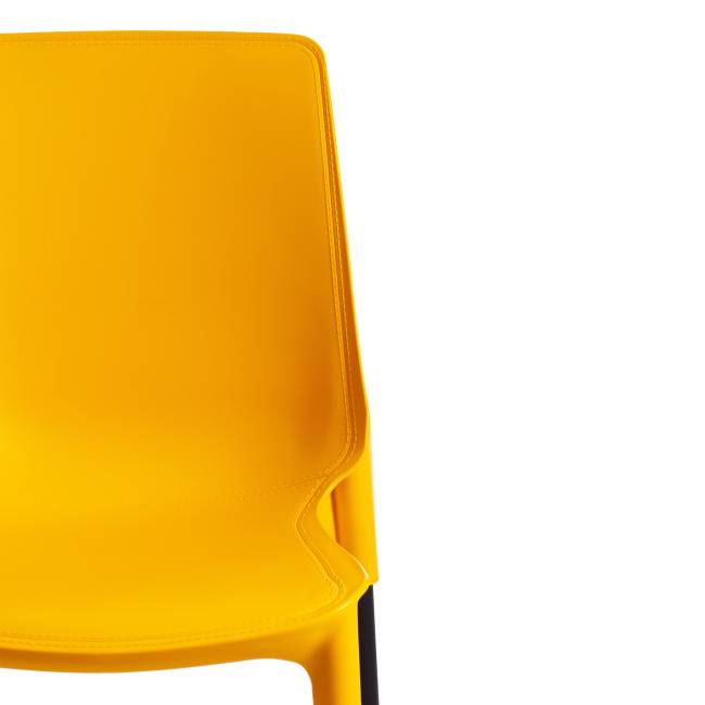 Стул Джениус/Genius (мод. 75) (1шт.в упаковке) пластик/металл, 46x56x84cм, желтый/опоры черные желтый металл/пластик