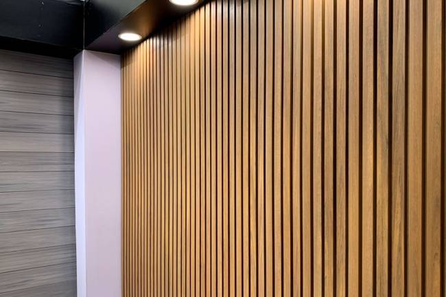 Вертикальная стеновая панель ДПК NauticPrime Line Co-Extrusion 219*26*4000мм, цвет Тик Вертикальная стеновая панель ДПК NauticPrime Line Co-Extrusion 219*26*4000мм, цвет Тик