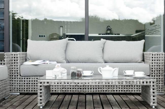 "Тито" журнальный столик из искусственного ротанга, цвет серый